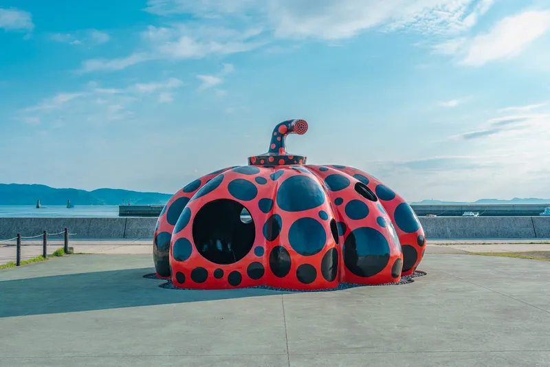 Kusama Yayoi Pumpkin Sculpture