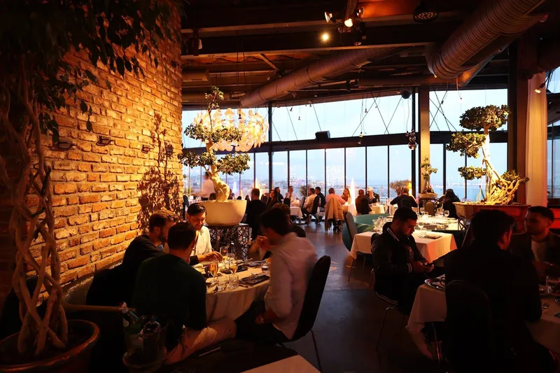 360 Istanbul Bar & Restaurant