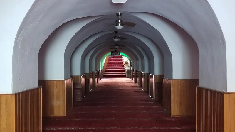 Yeraltı Camii