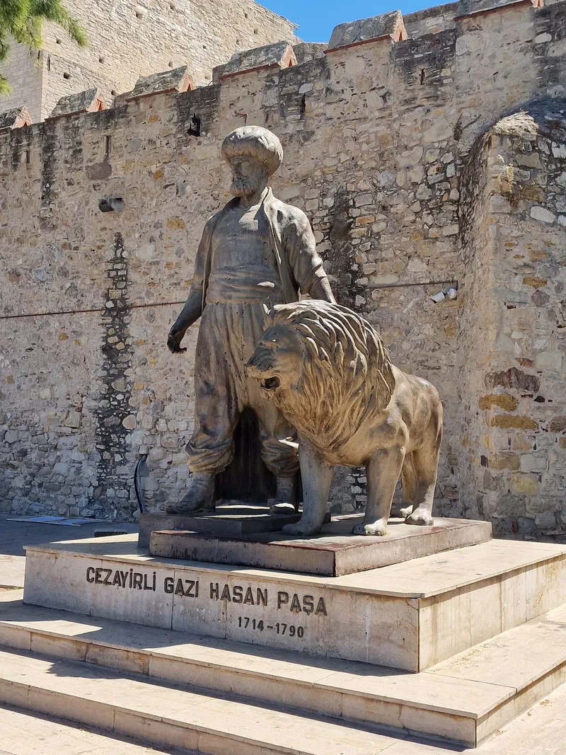 Statue of Cezayirli Gazi Hasan Paşa