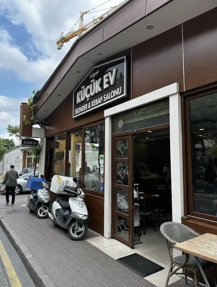 Kucuk Ev