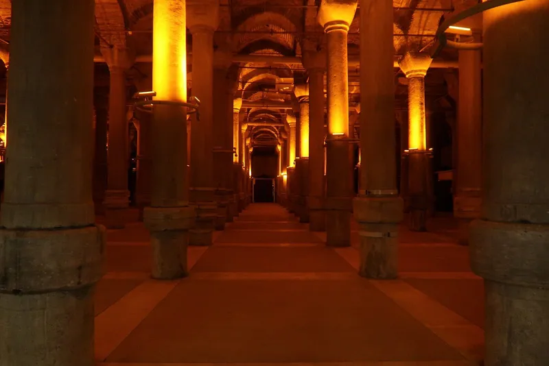 1001 Columns Cistern