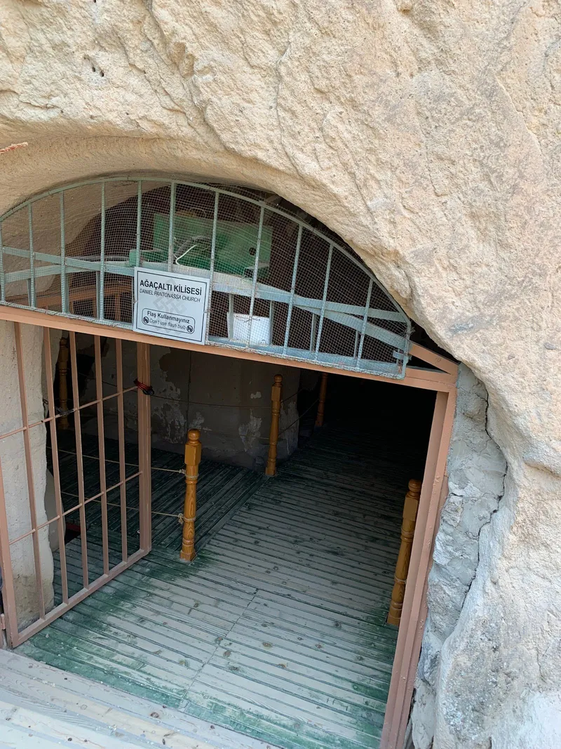 Ağaçaltı Kilise
