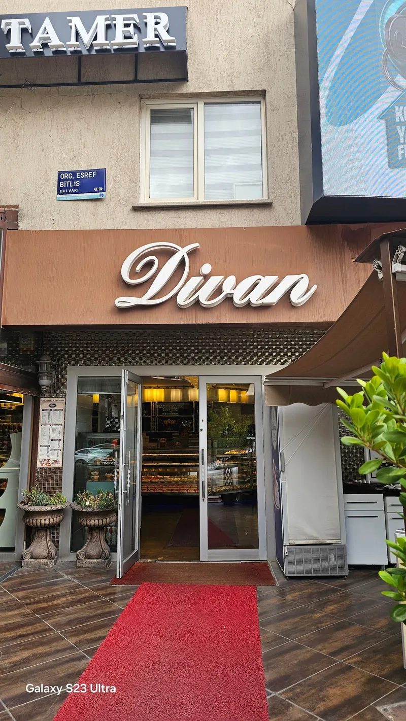 Divan Pastanesi