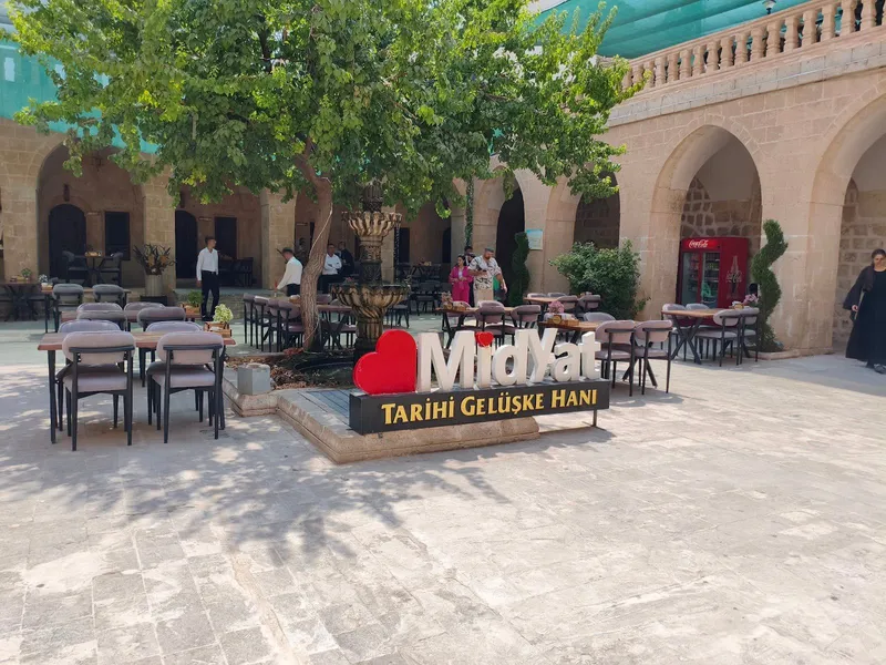 Tarihi Midyat Gelüşke Han