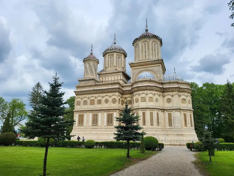 Curtea de Argeș Monastery