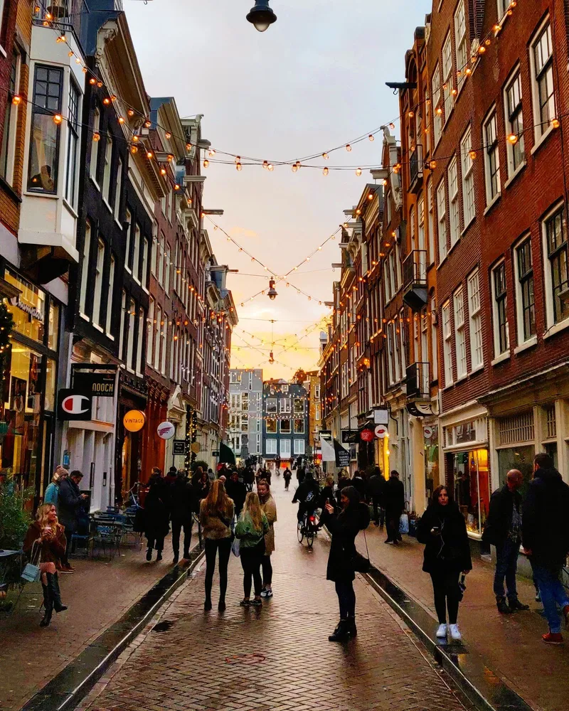 Negen Straatjes (Nine Streets)