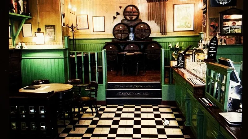Beer Tasting Room In The Wildeman