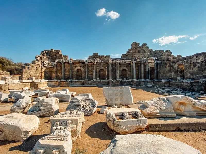Agora