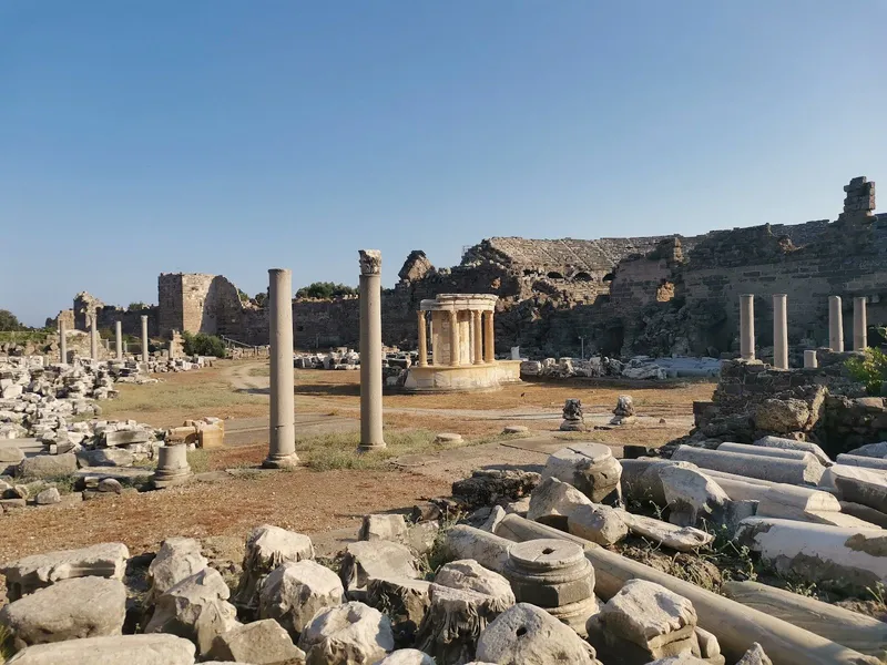 Anitsal Cesme (Nymphaeum)