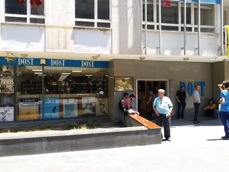 Dost Kitabevi