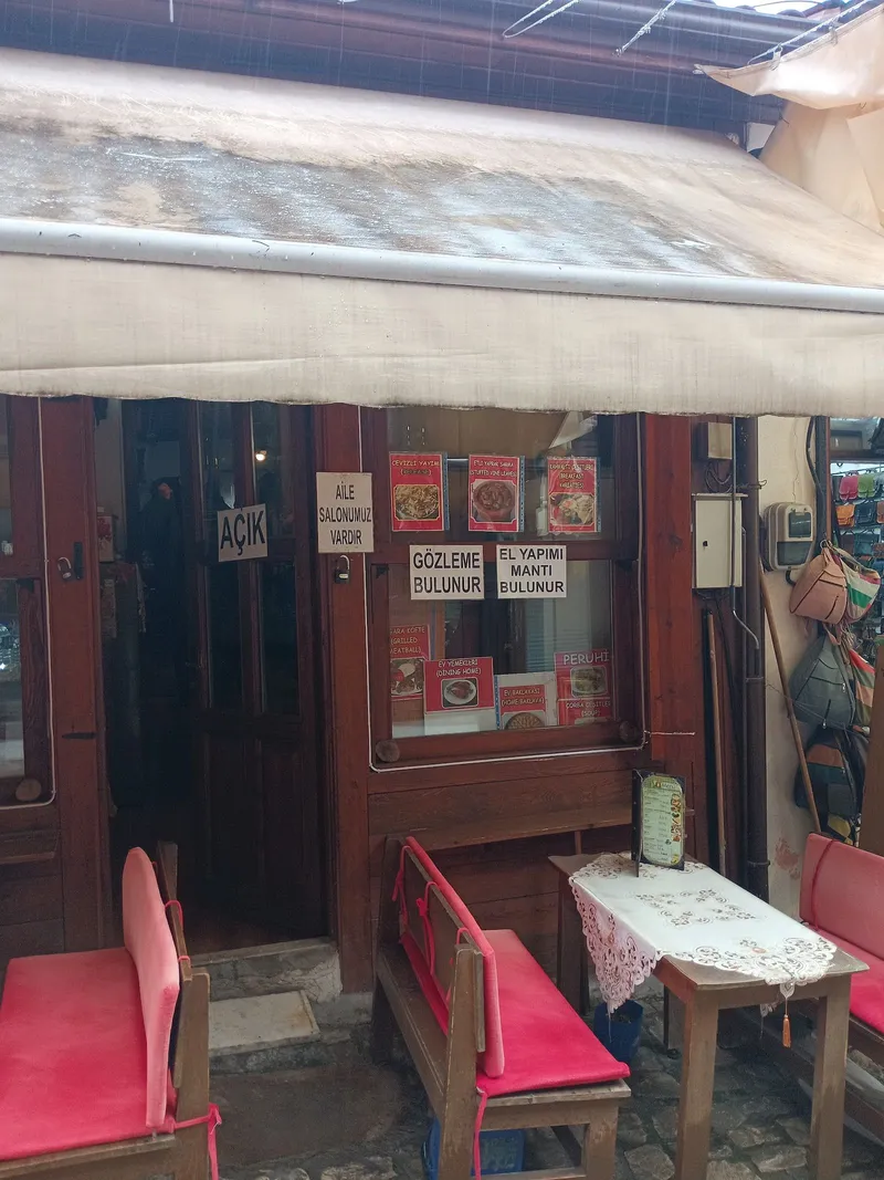 Bizım Cafe