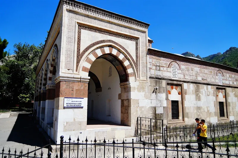 Beyazıt Paşa Camii