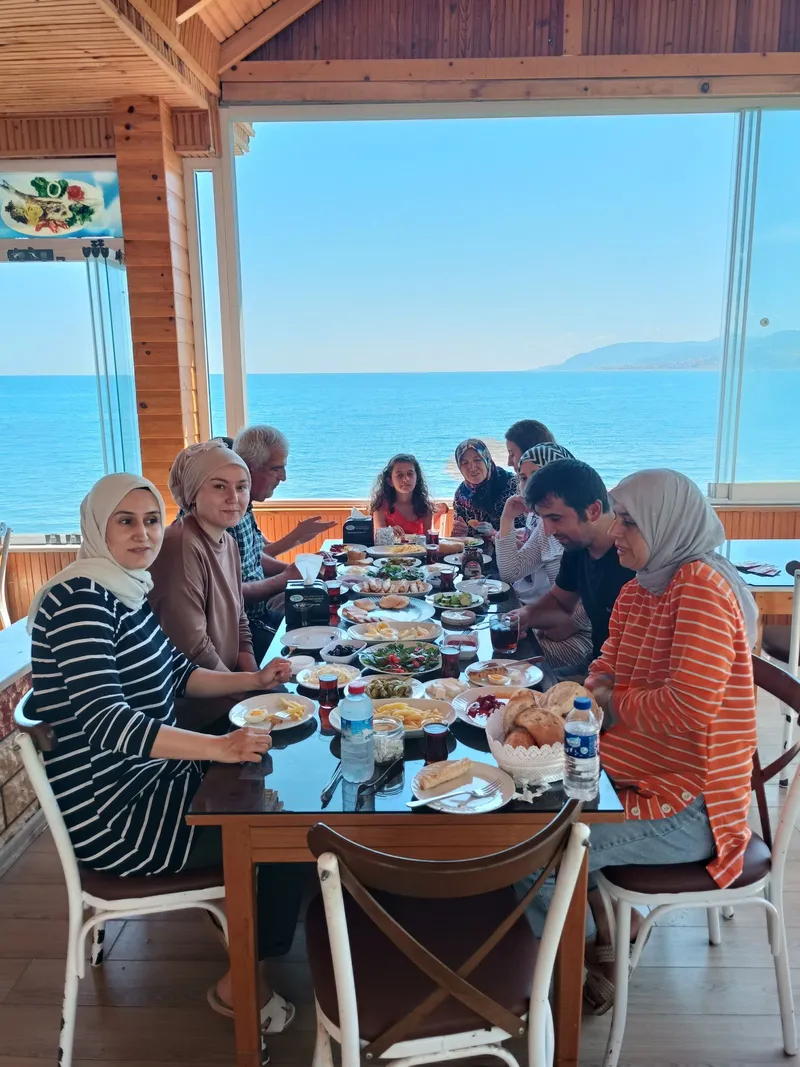 Güllüsu Yalçin Aile Balik Lokantasi