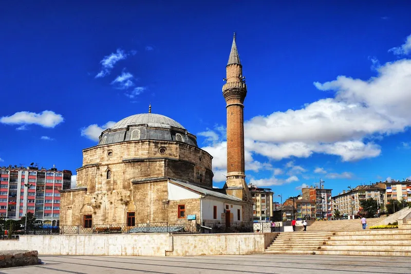 Kale Camii & Bürüciye Medresesi