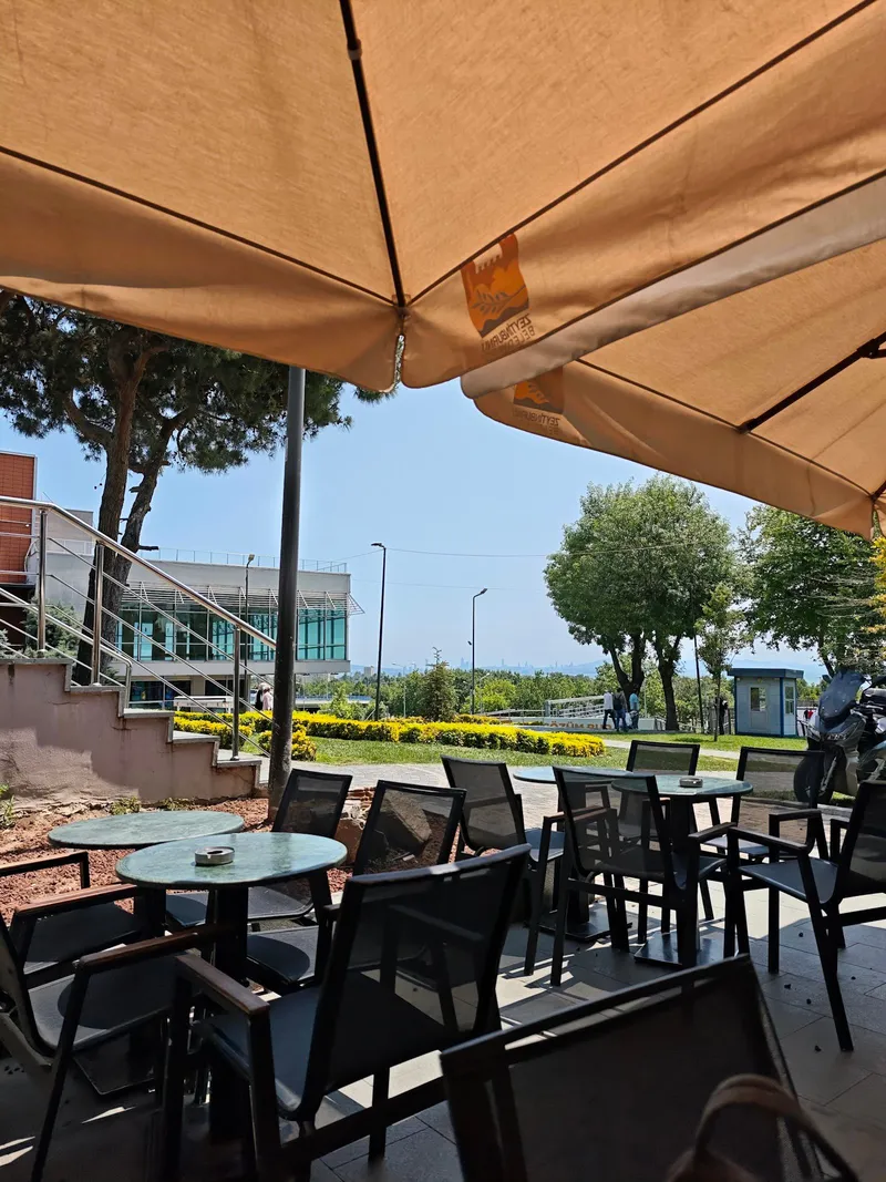 Zeytinburnu Belediyesi Mozaik Restoran ve Kafe