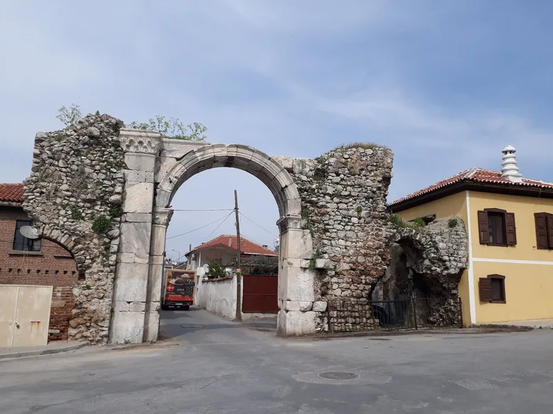 Baltalı Kapı