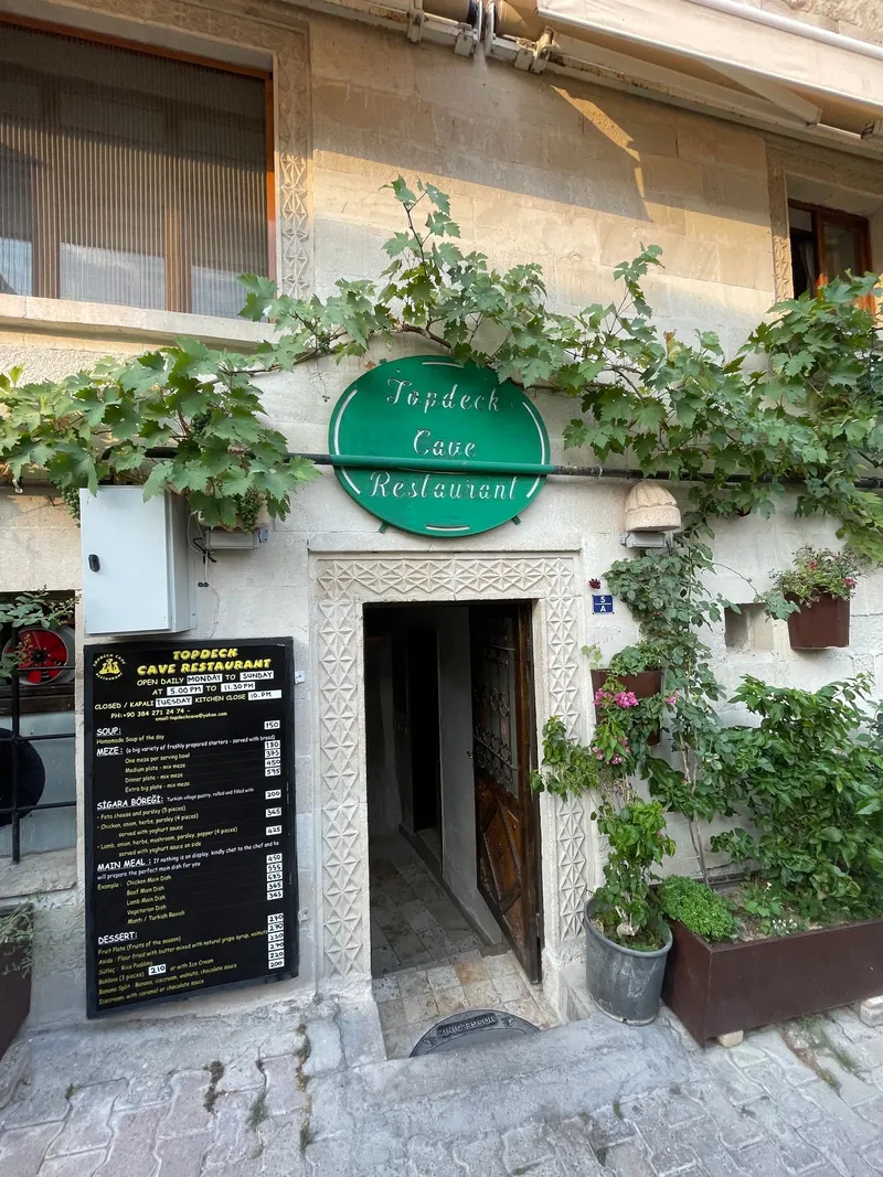 Topdeck Cave Restaurant