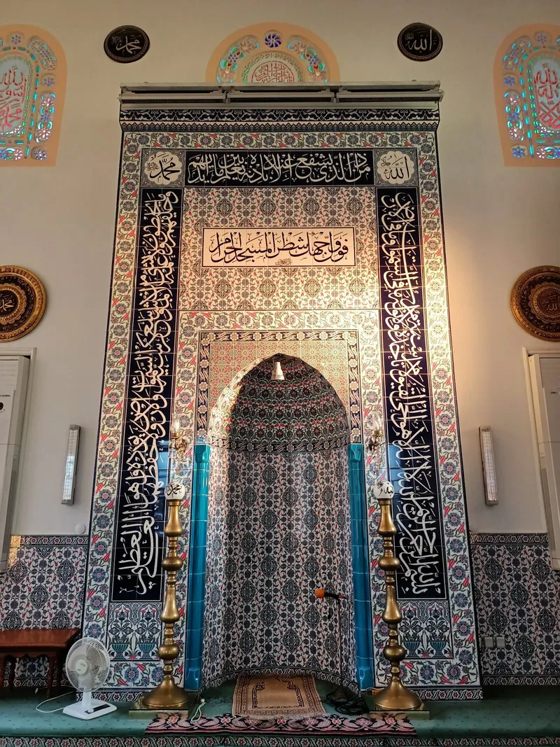 Necip Paşa Cami