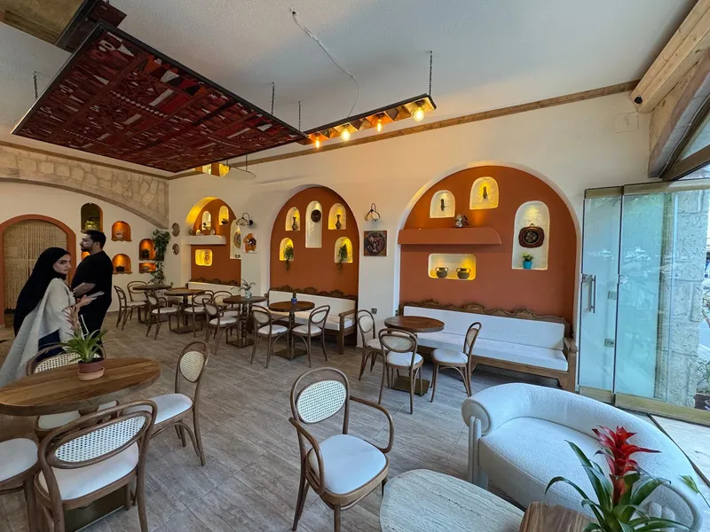 Cafe In