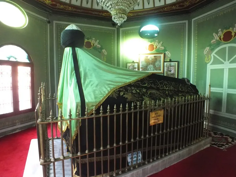 Sümbül Efendi Türbesi