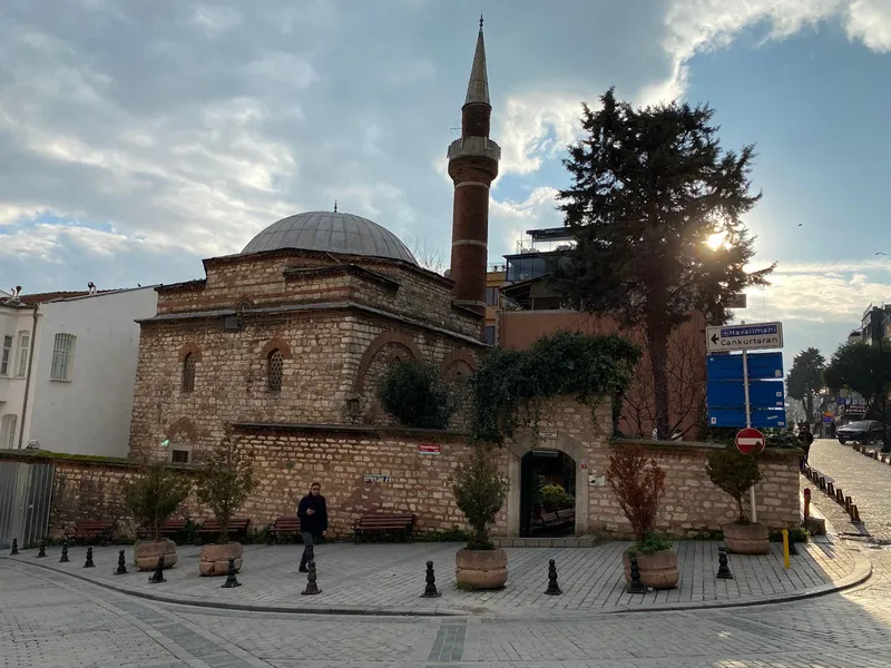 Ishakpasa Cami