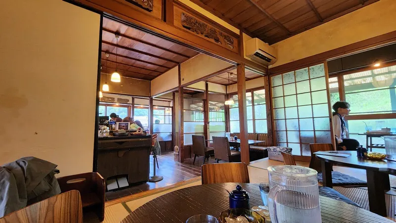 Cafe Salon Naka-Oku