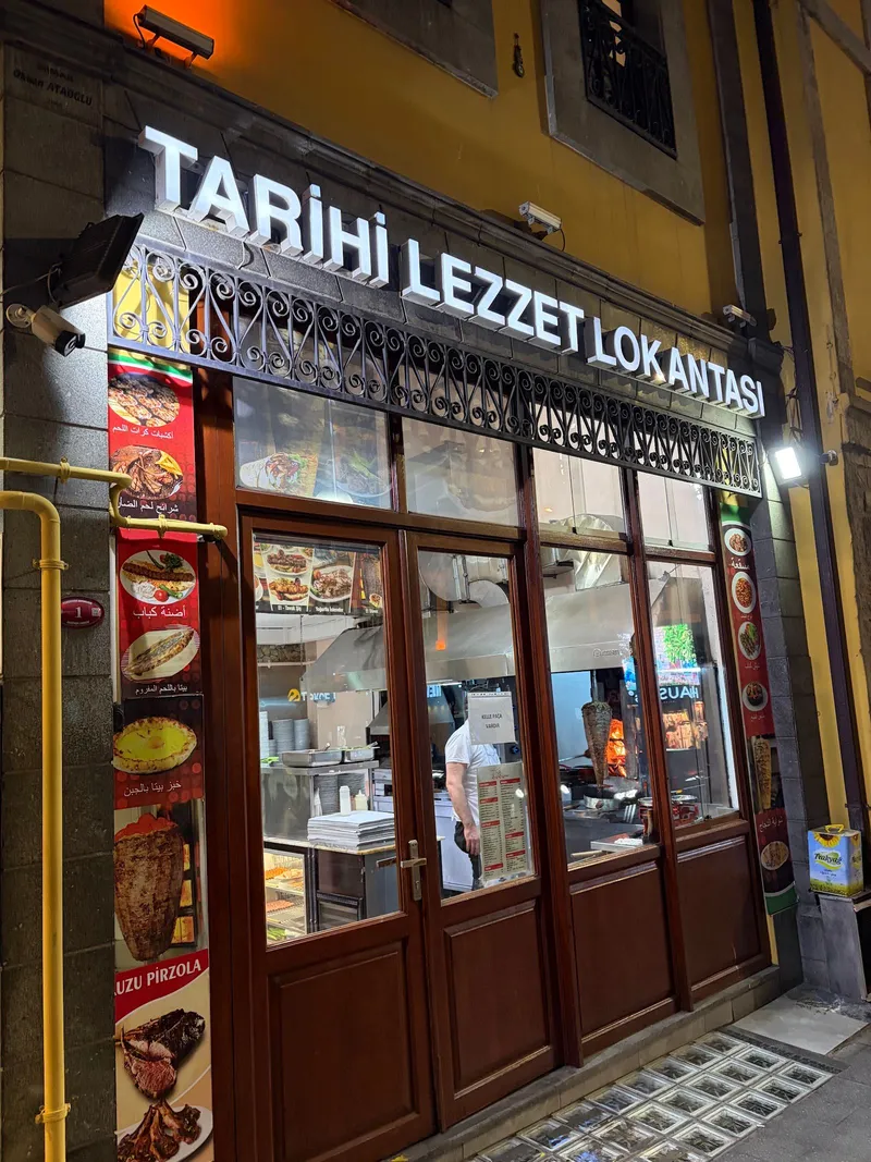 Lezzet Lokantası