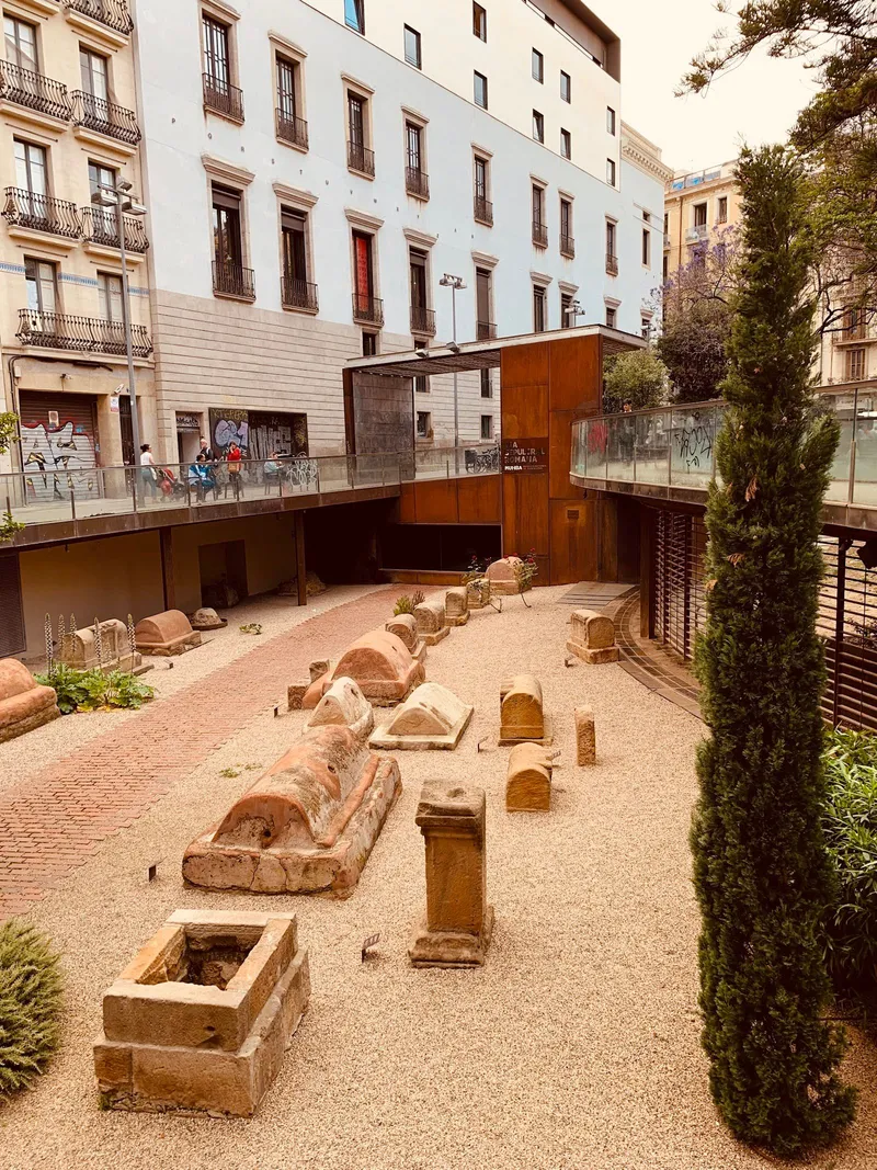MUHBA Via Sepulcral Romana