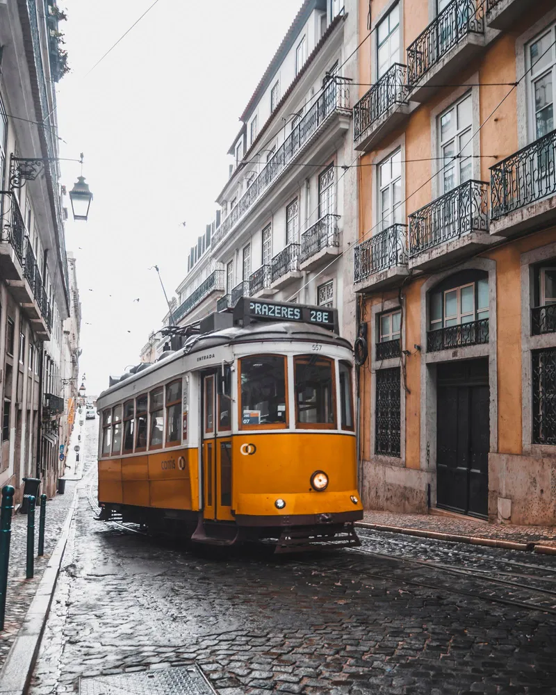 Tram 28