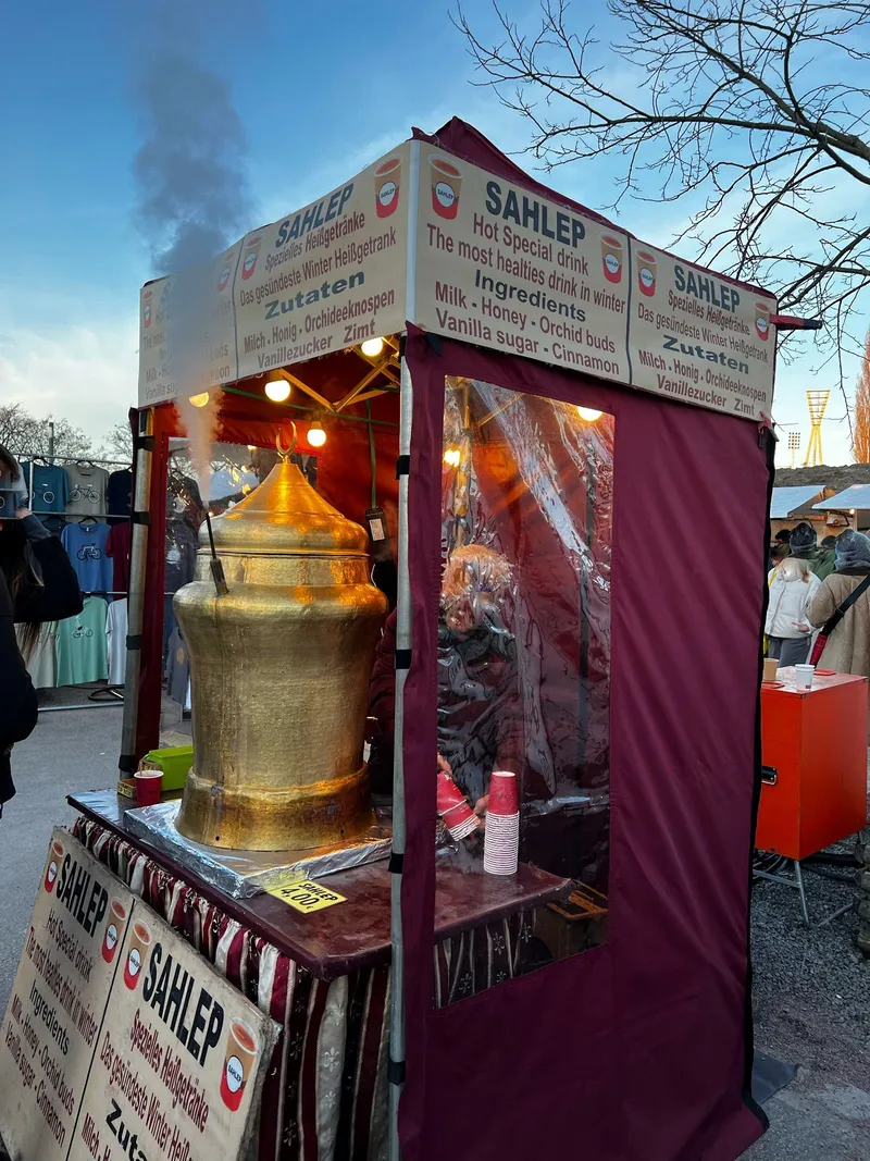 Mauerpark Flohmarkt