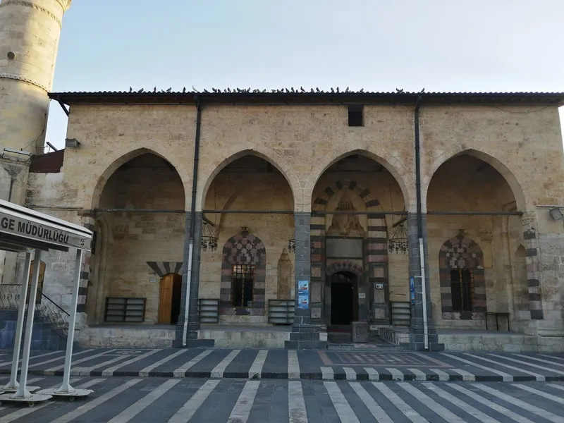 Şeyh Mutahhar Camii